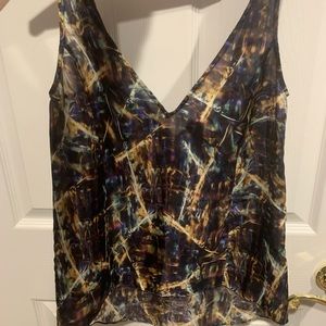 Theysken’s Theory double V dark multicolor tank